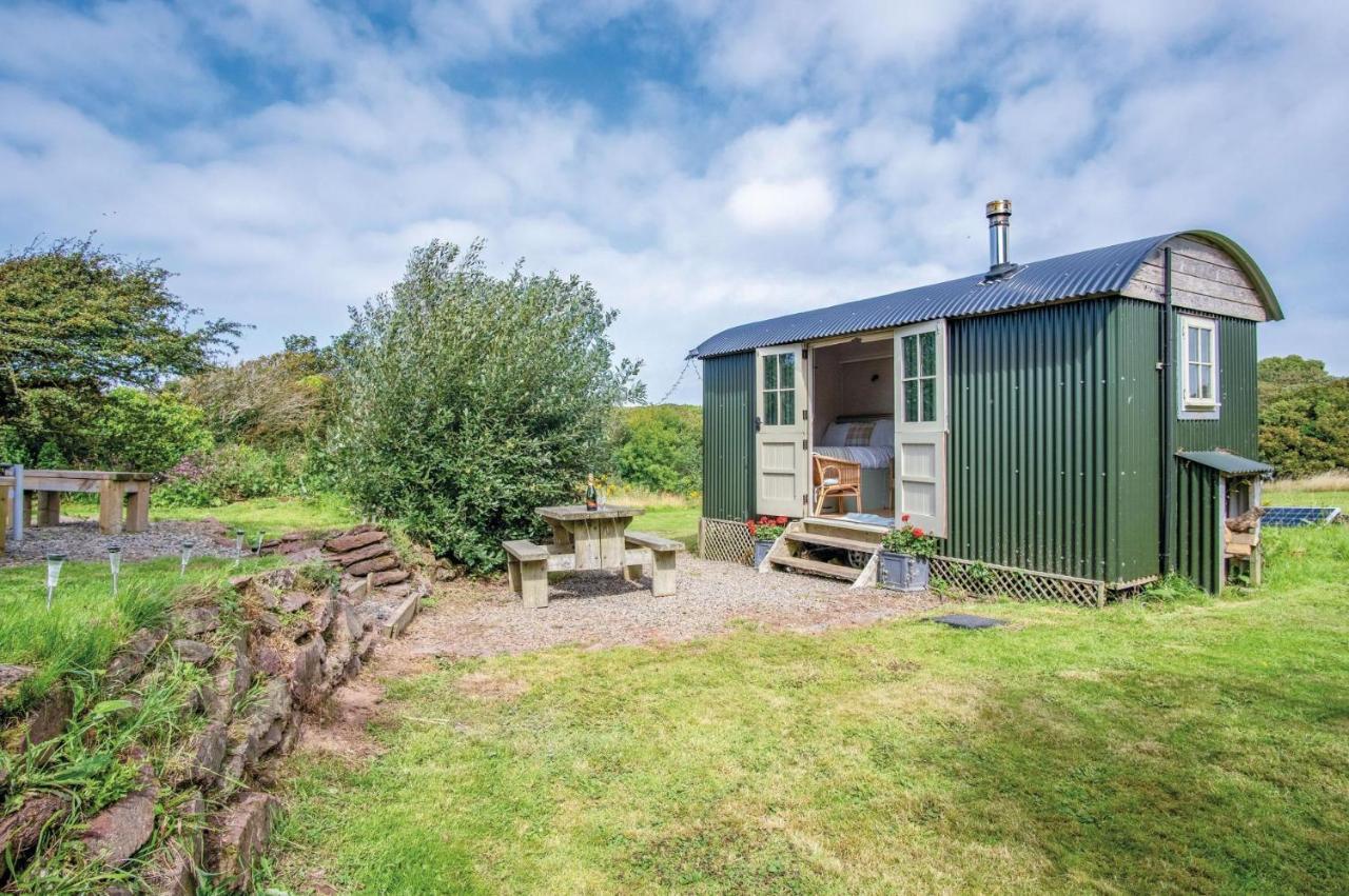 Haven View - 1 Bedroom Shepherds Hut - St Ishmaels Saint Ishmaels  Bagian luar foto