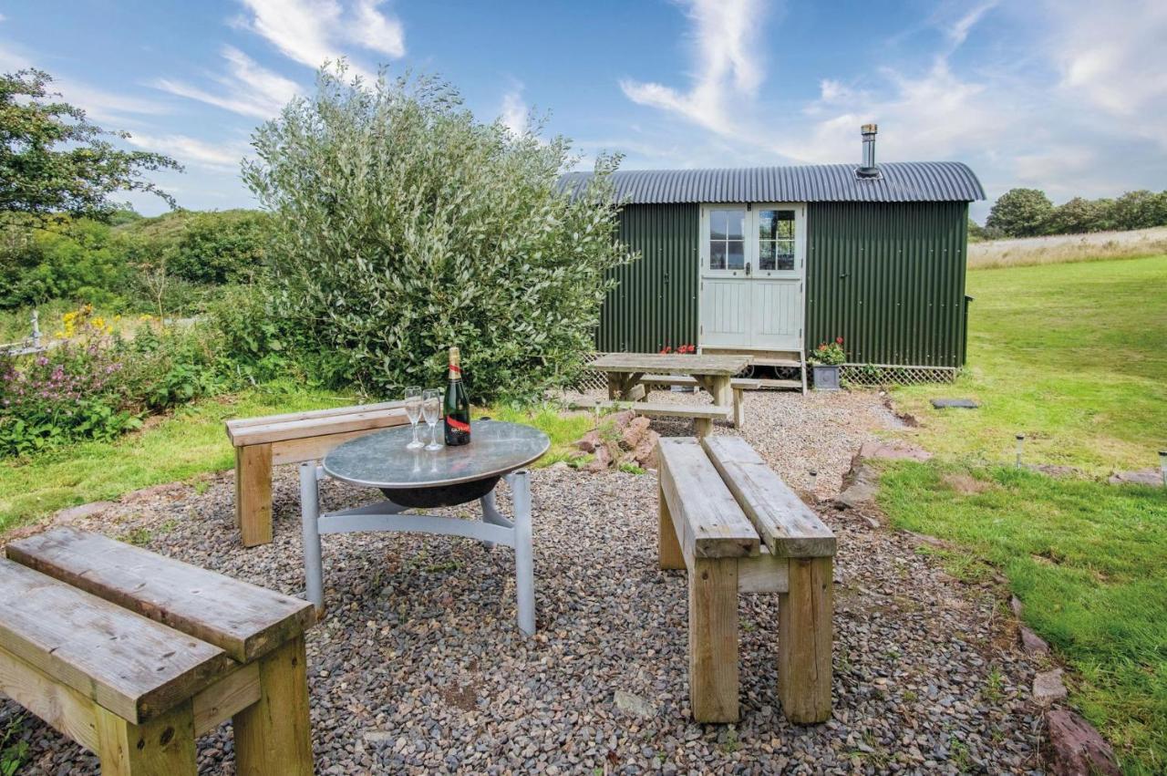 Haven View - 1 Bedroom Shepherds Hut - St Ishmaels Saint Ishmaels  Bagian luar foto